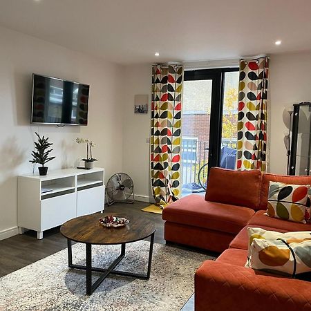 Modern En-Suite Room And Self Catering In London Eksteriør bilde