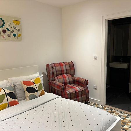 Modern En-Suite Room And Self Catering In London Eksteriør bilde